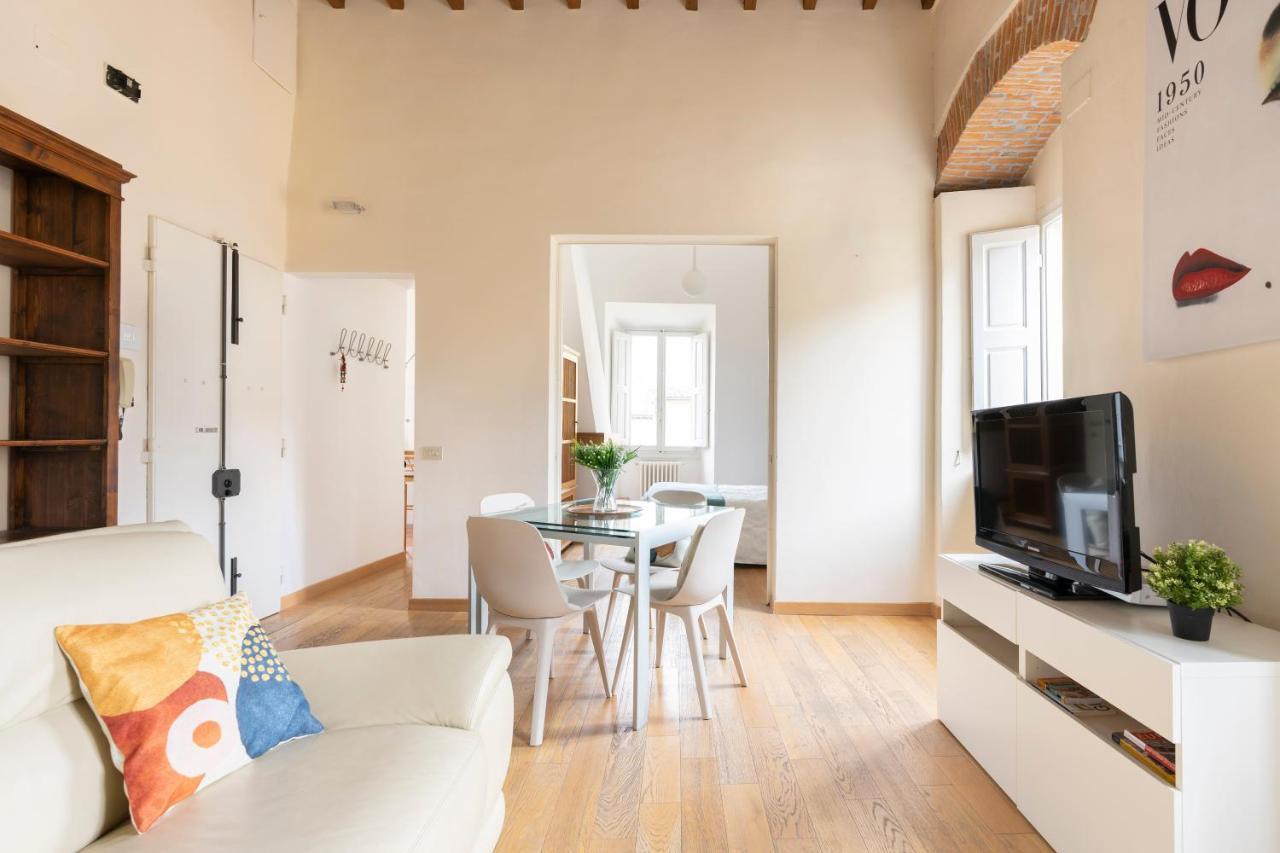 San Benedetto Apartment *
