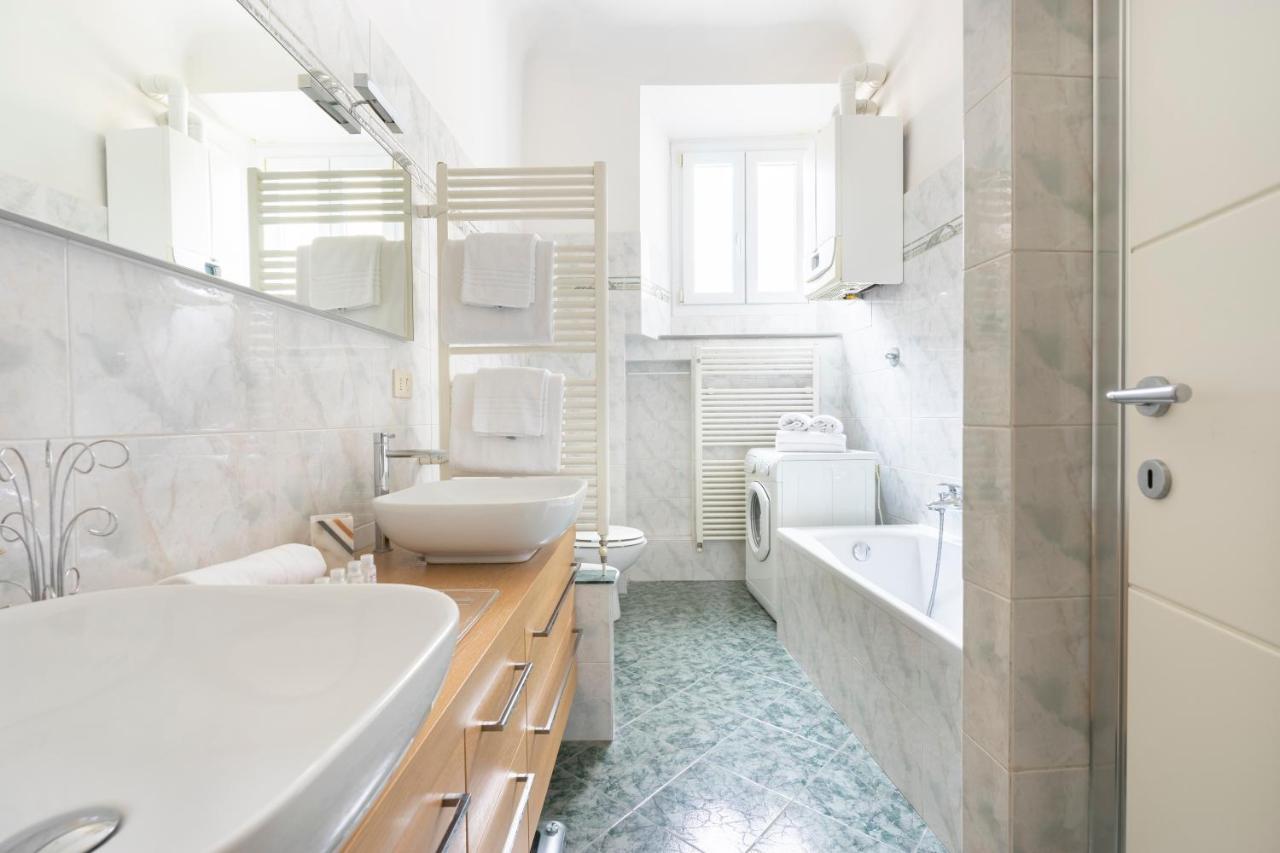 San Benedetto Apartment *